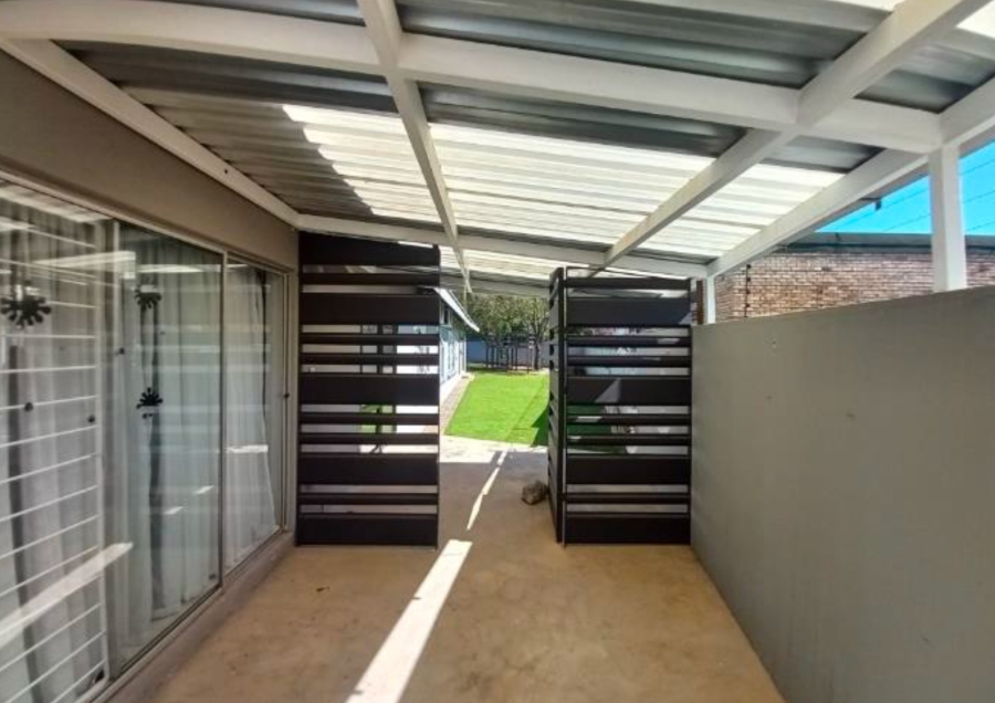 4 Bedroom Property for Sale in Bergsig Free State